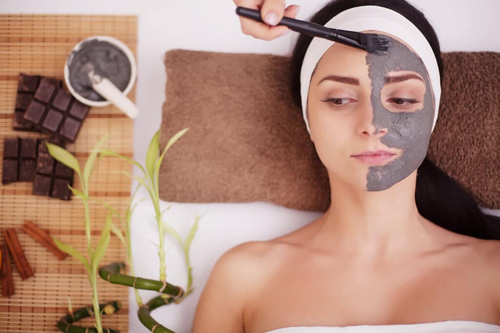 How Do I Learn Facial Treatments Online?