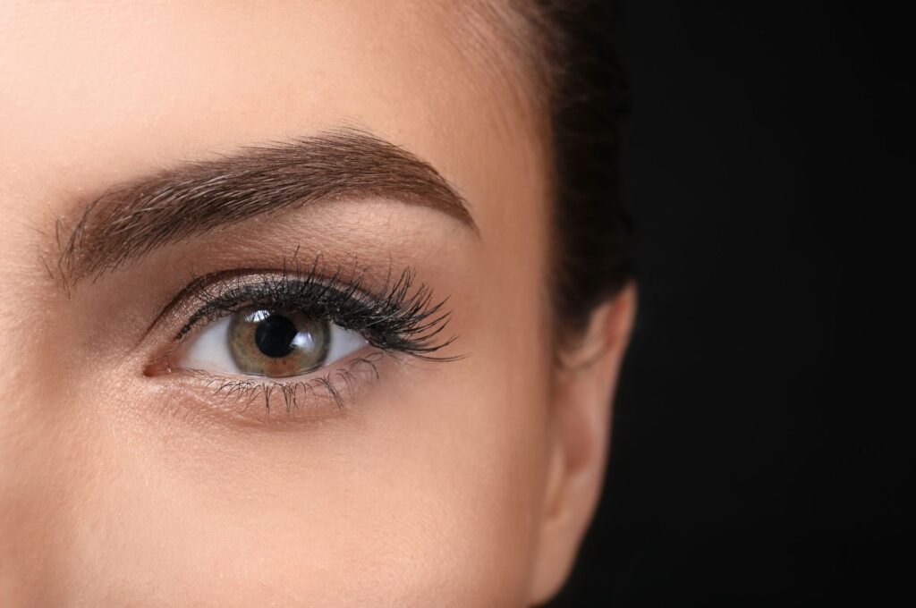 Read more on Elevate Your Brow Game: Online Lash And Brow Tinting Courses