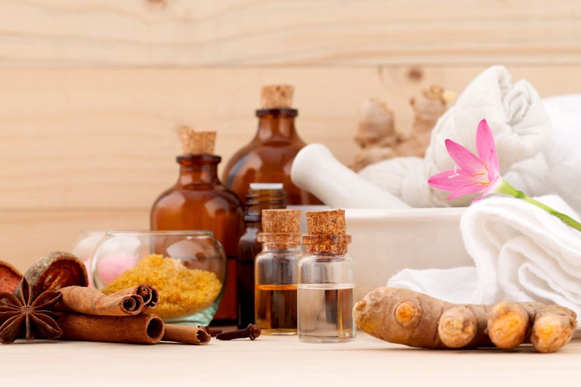 Scent-Sational Learning: Dive Into Aromatherapy Massage Online