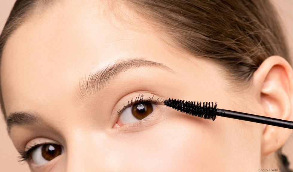 Why Every Beauty Enthusiast Should Consider Online Brow Waxing Courses