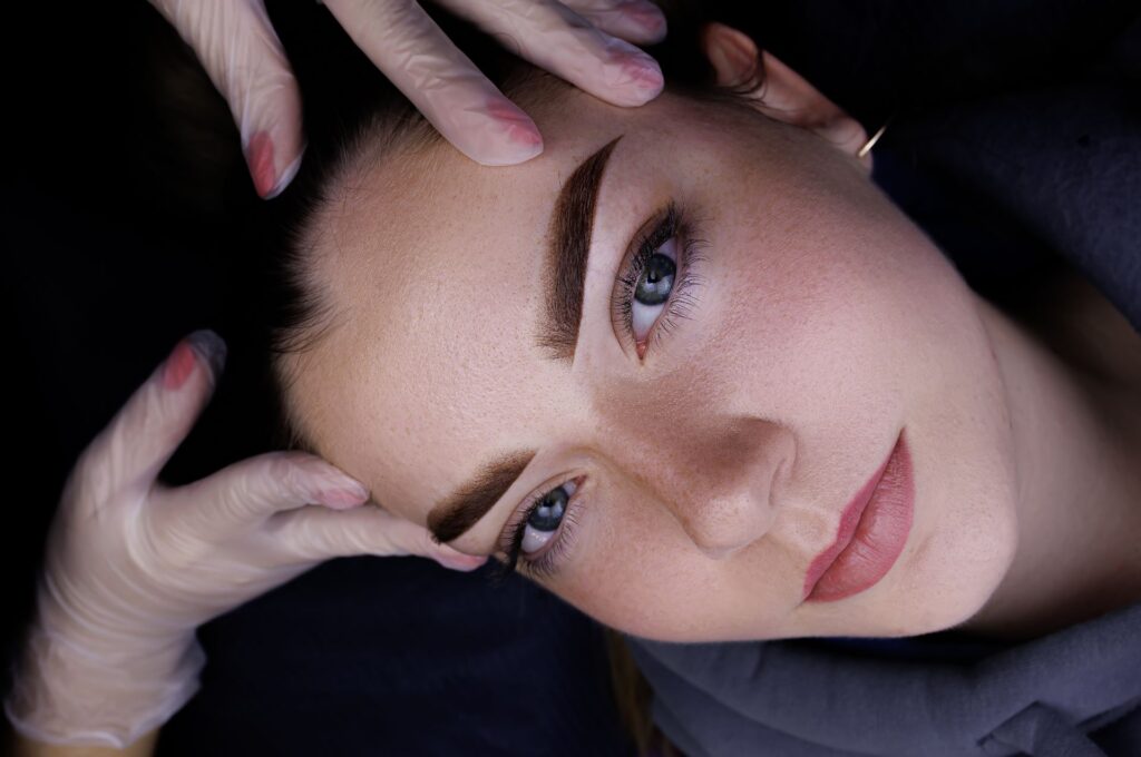 Top 4 Health Benefits Of Brow Shaping