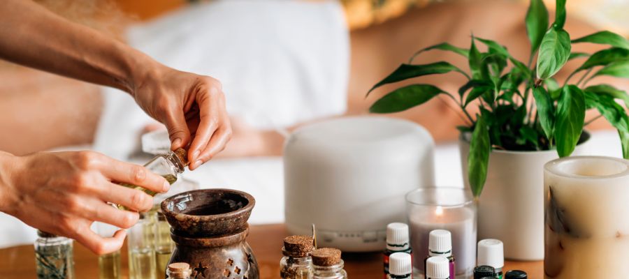 Essence Of Aromatherapy: Top Online Courses For Beauty Lovers