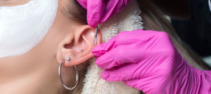 A Beginner’s Guide To Ear Piercing: Learn Safely Online